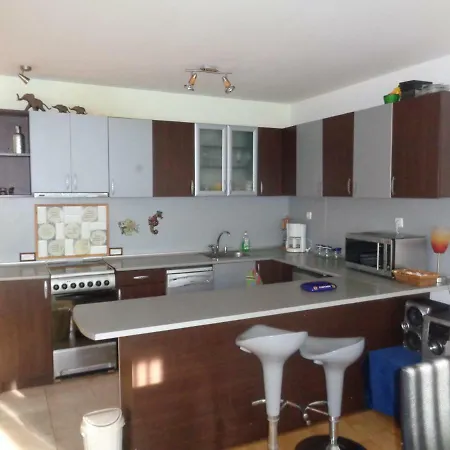 Ganz Real Estate Sarafovo 2 شقة *